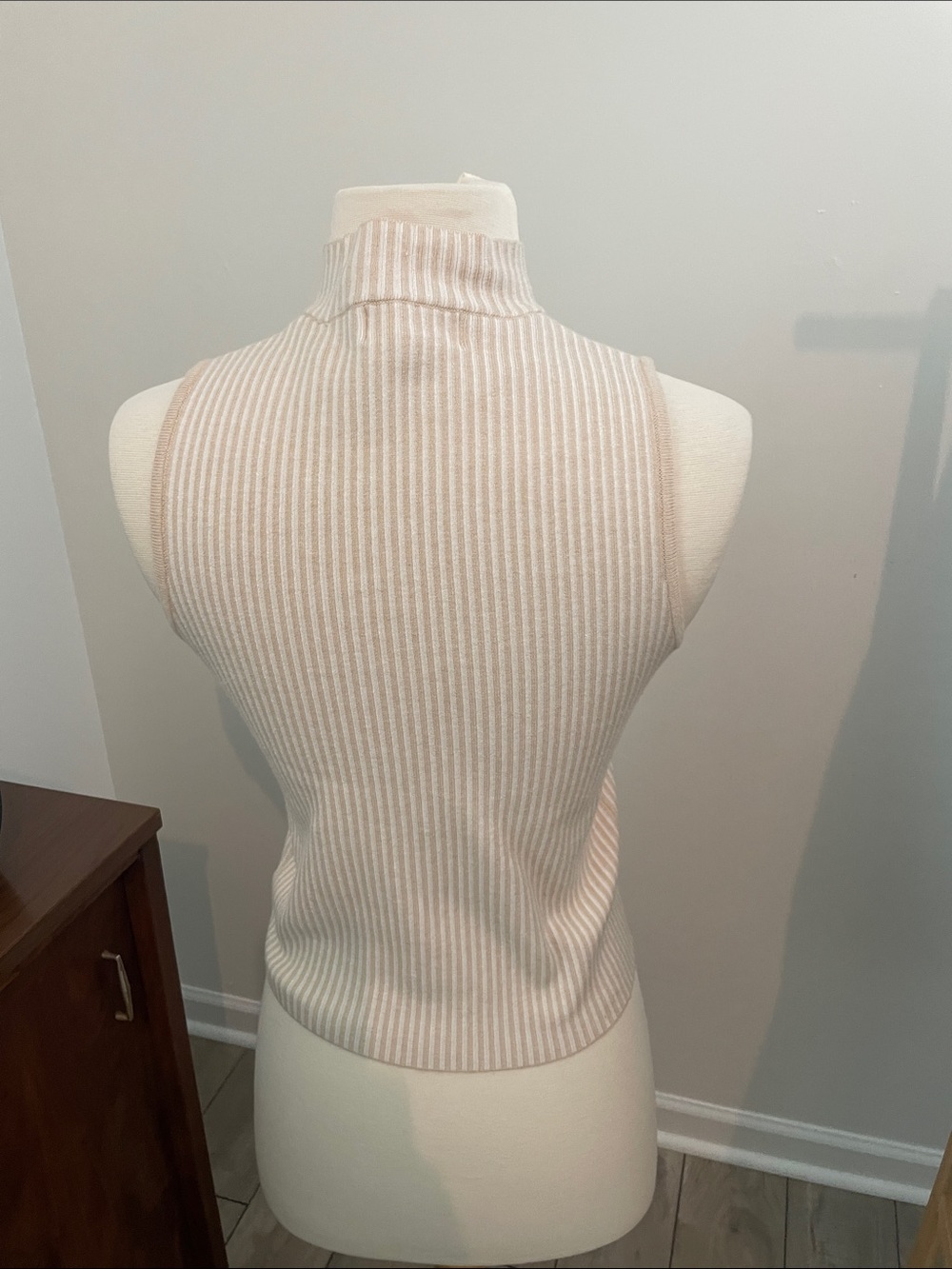Marled Cream Ribbed Top - Picture 4 of 4